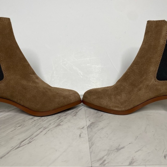 Steve Madden Rhiannon Cognac Suede Chelsea Bootie 9M - Picture 6 of 15
